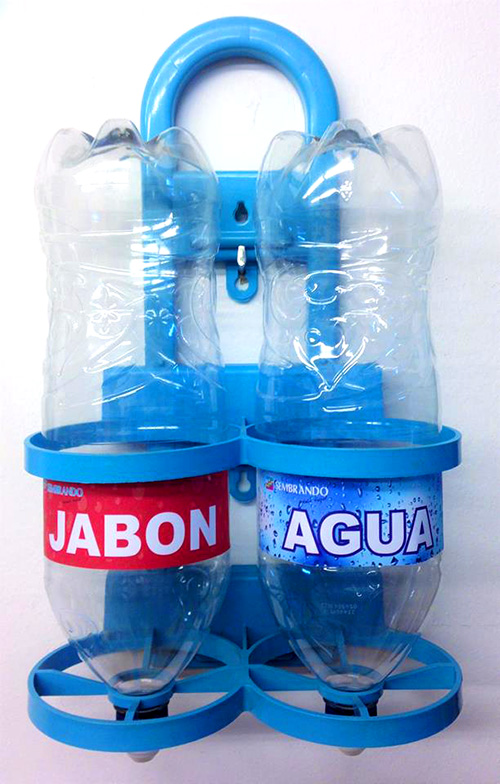 Dispensador de agua y jabón